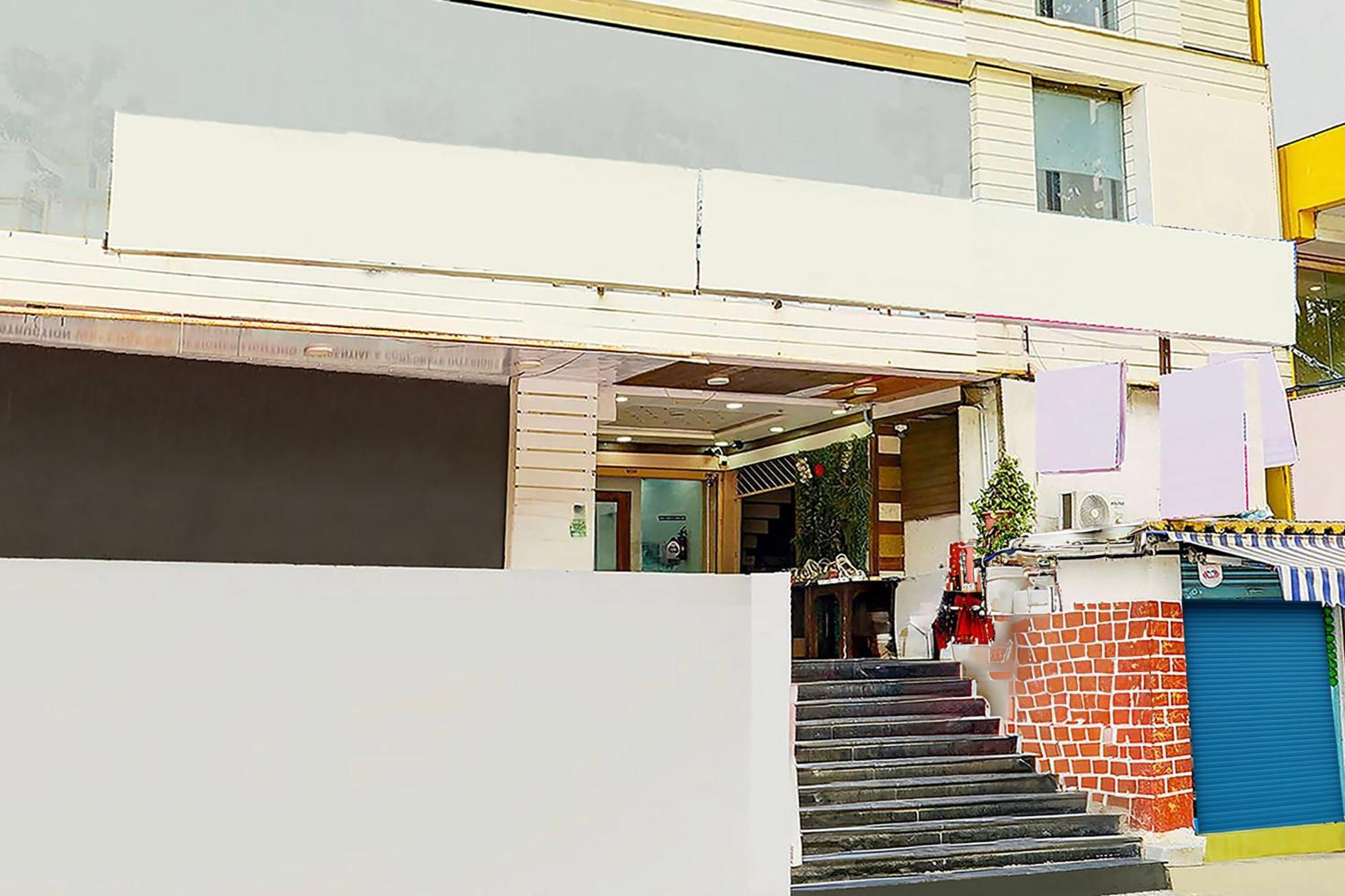 Super Townhouse Mg Road Near Commercial Street Bangalore Exterior foto